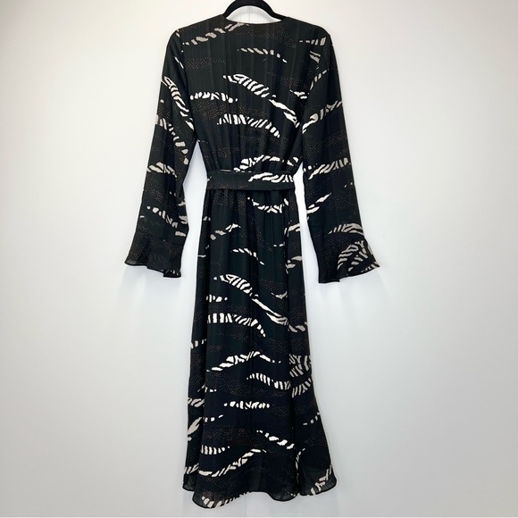 Cupcakes & Cashmere Ella Patchwork Midi Wrap Dress Large Zebra Stripes Pattern - Picture 9 of 12